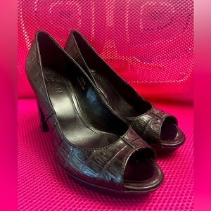 Worn Once, Hogan Pumps